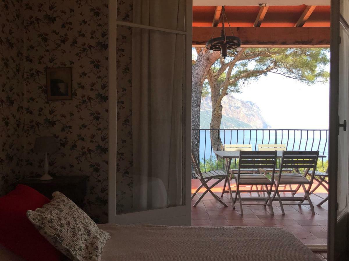 Roc'Canaille Cassis Exterior photo